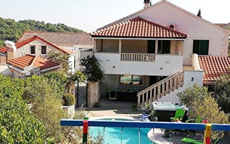 Villa Gemini